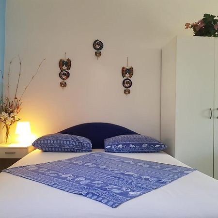 Apartments With A Parking Space Banjol, Rab - 5071 Quarto foto