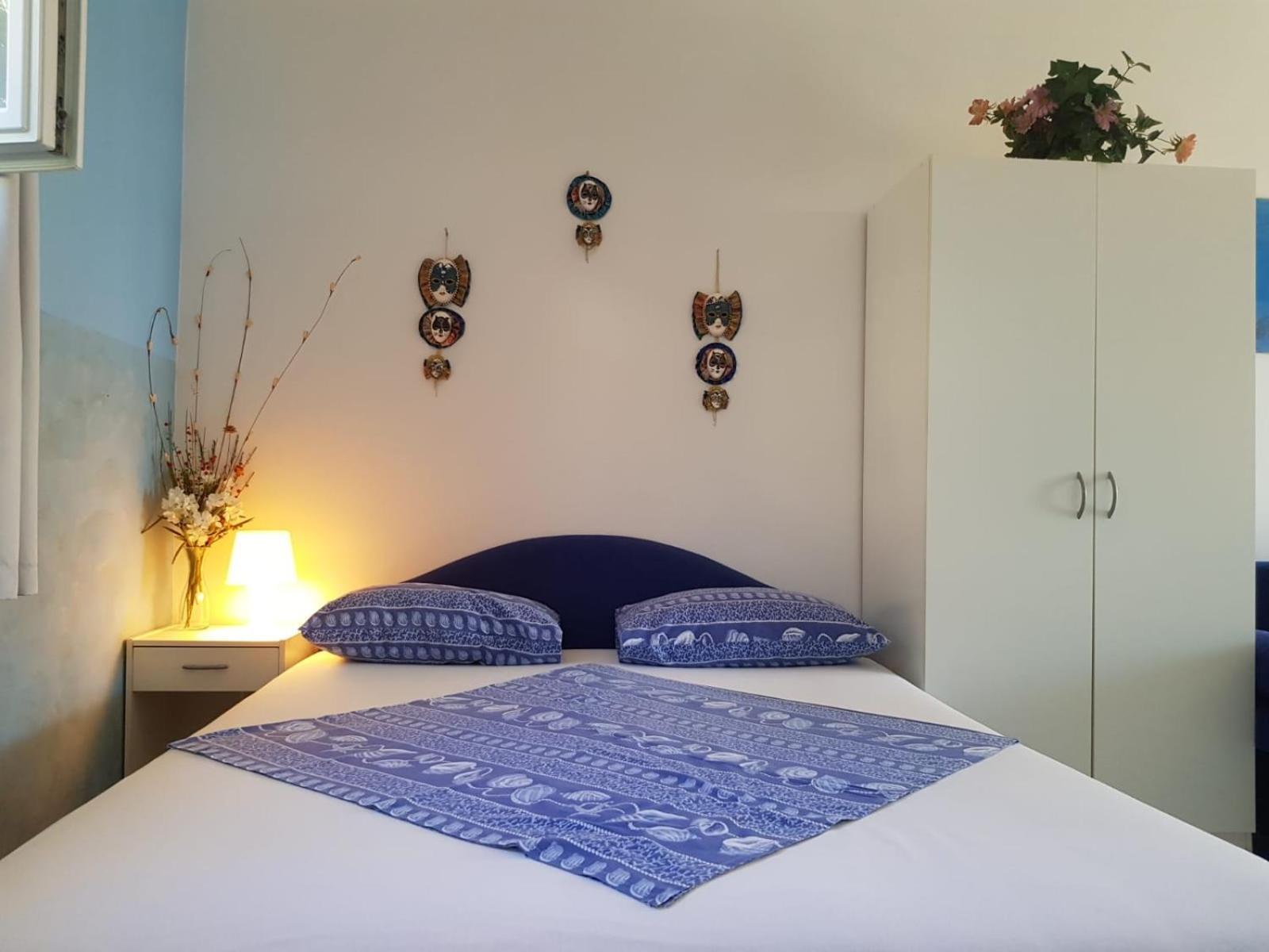 Apartments With A Parking Space Banjol, Rab - 5071 Quarto foto
